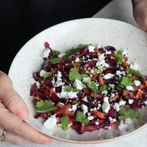 15 salades pour nourrir vos hormones au fil du cycle menstruel